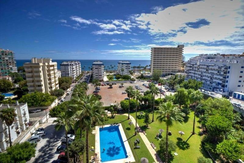 Piso Benalmadena Skyアパートメント エクステリア 写真
